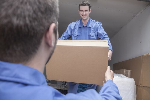 Professional removal services in South Kensington for home moving