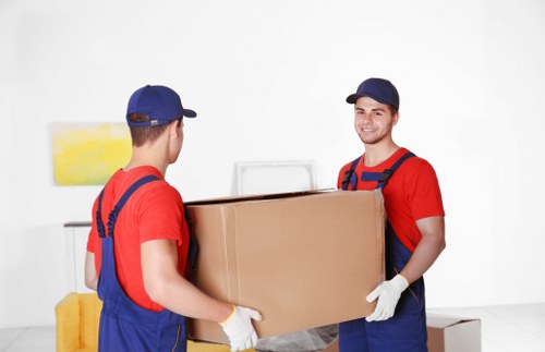 Moving logistics planning for South Kensington home relocation