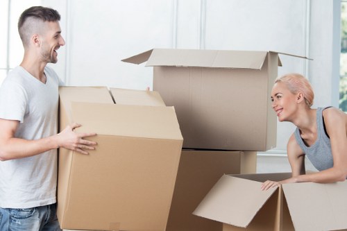 Accessibility support message for South Kensington removal services